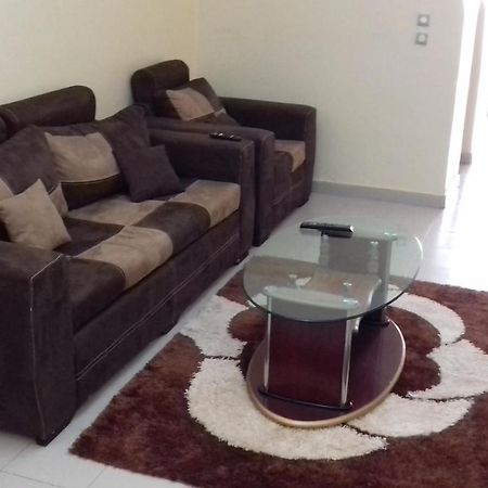 דקר Aziz Residence מראה חיצוני תמונה