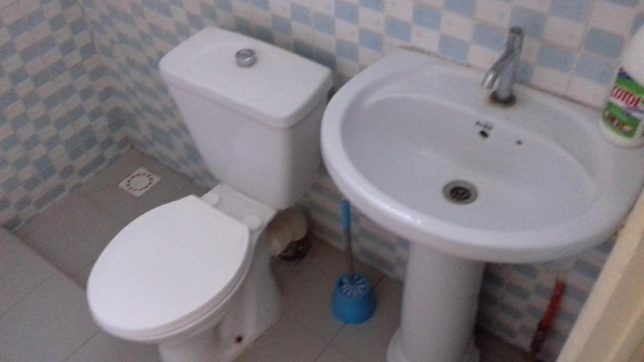 דקר Aziz Residence מראה חיצוני תמונה
